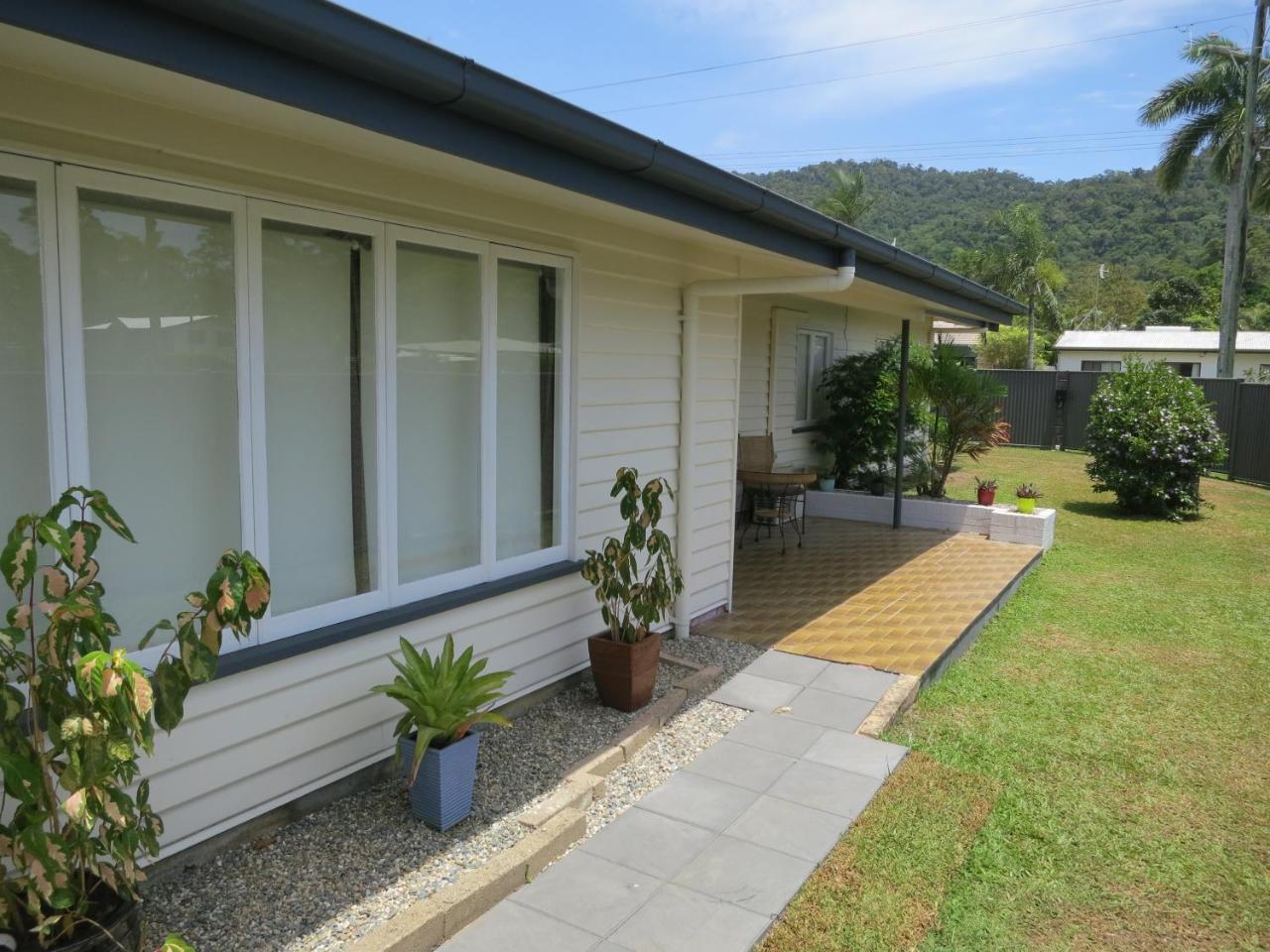 Edge Hill Clean & Green Cairns, 7 Minutes From The Airport, 7 Minutes To Cairns Cbd & Reef Fleet Terminal Eksteriør bilde